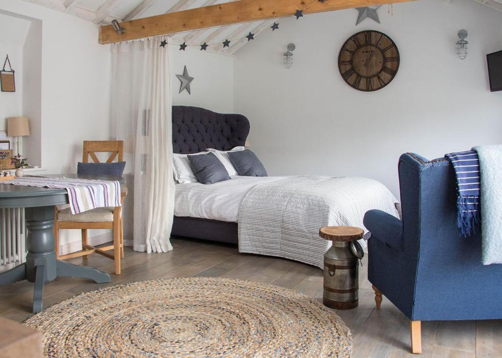 Bed & Breakfast Crafts Hill Barn