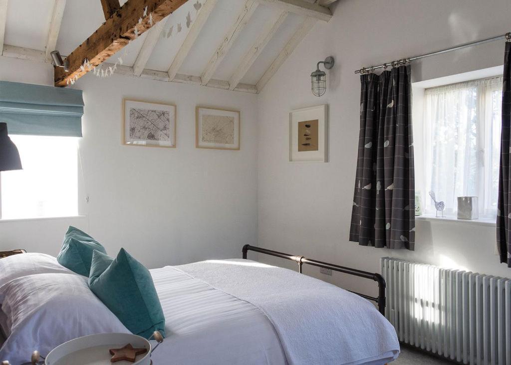 Crafts Hill Barn 3* Bar Hill